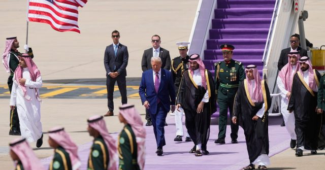 Trumps-Middle-East-Tour-Most-Memorable-Photos.jpg Trump's Middle East Tour: Most Memorable Photos