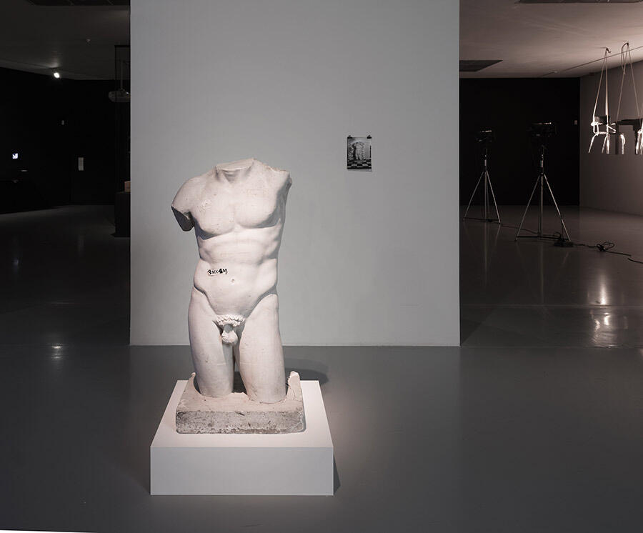 Hugo-roelandt-install-2025