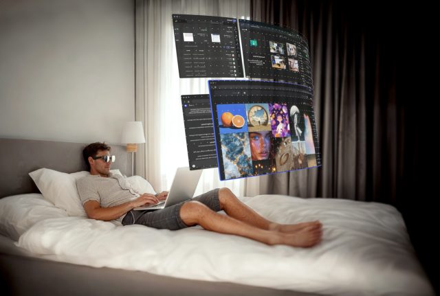 1749234483_Spacetop-for-Windows-Gives-Your-Laptop-a-100-Floating-Screen.jpg Spacetop for Windows Gives Your Laptop a 100" Floating Screen