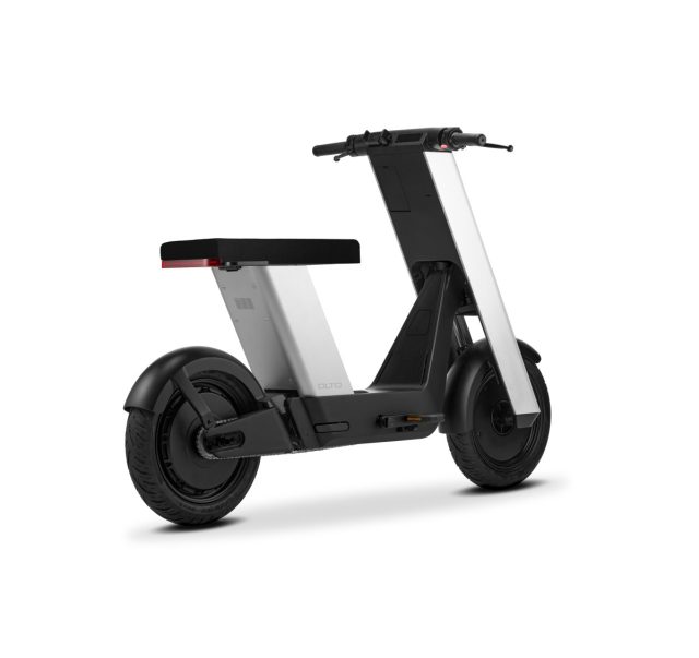 1749816602_a16z-backed-Infinite-Machine-shows-off-cheaper-modular-electric-scooter.jpg The Infinite Machine Olto scooter