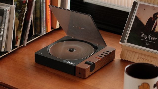 1750426982_The-Syitren-R300-Could-Be-The-Classiest-CD-Player-Yet.jpg The Syitren R300 Could Be The Classiest CD Player Yet
