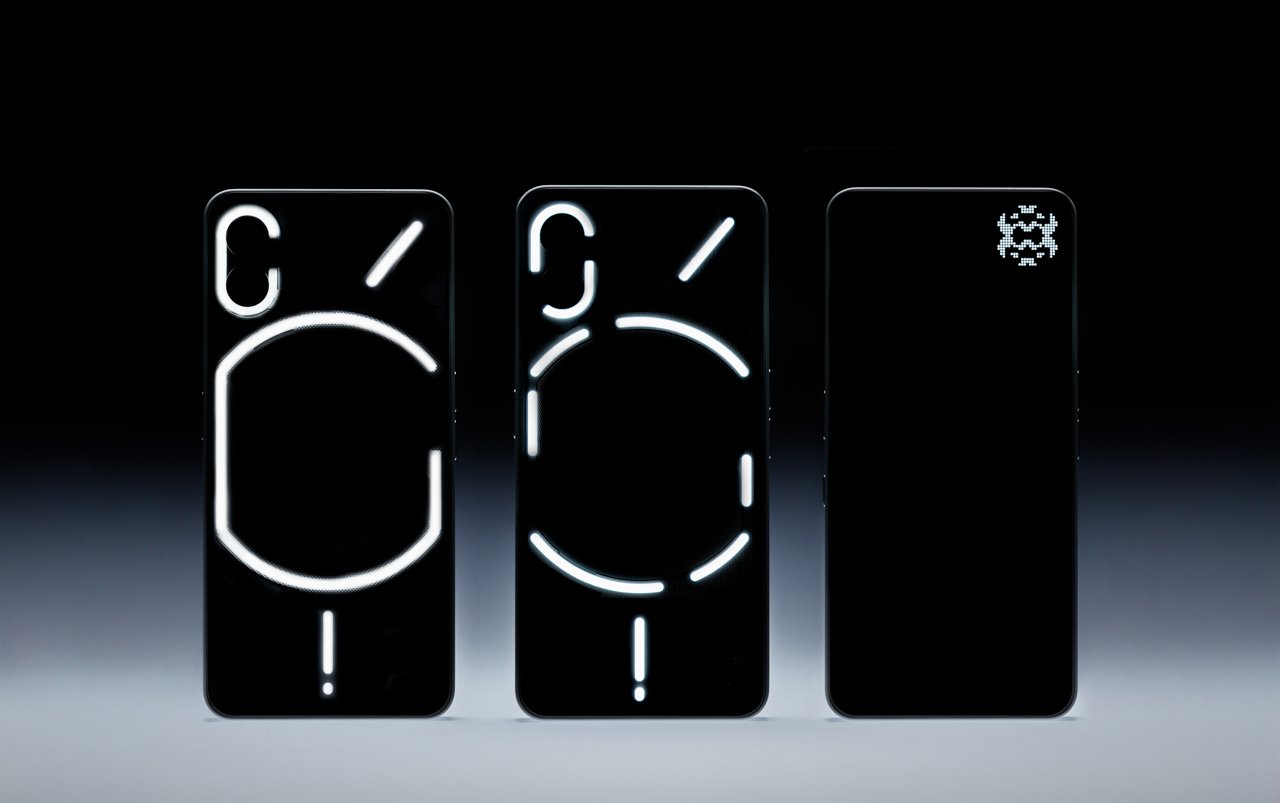 1750789862_Nothing-Phone-3s-Glyph-Matrix-Turns-Notifications-Into-Pixel-Art.jpg Nothing Phone (3)’s Glyph Matrix Turns Notifications Into Pixel Art