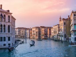 Global Travel Grows, but U.S. Drags Down Momentum