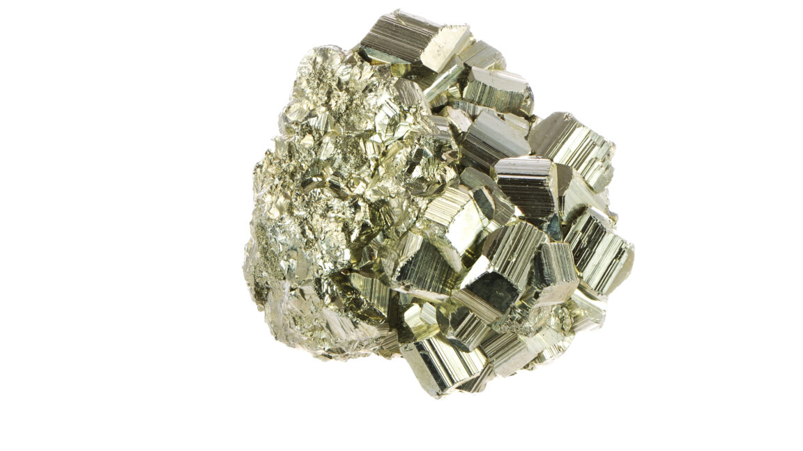 Analysis-Trumps-Gold-Standard-Science-is-already-wearing-thin.jpg A white background with a jagged, multifaceted shiny gold material in the center.