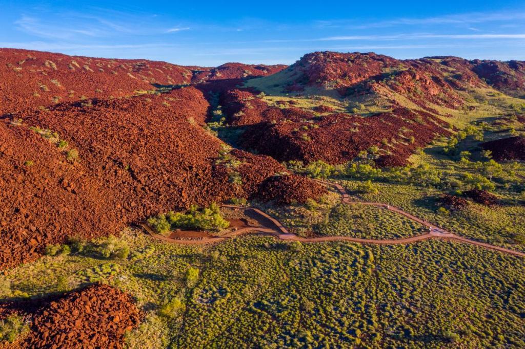 Australian-Politicians-Protest-UNESCO-Concerns-over-Ancient-Rock-Art.jpg Australian Politicians Protest UNESCO Concerns over Ancient Rock Art