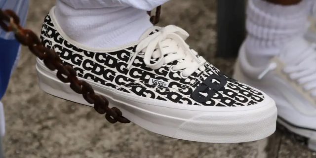 COMME-des-GARCONS-x-Vans-Authentic-Release-Info.jpg COMME des GARÇONS x Vans Authentic Release Info