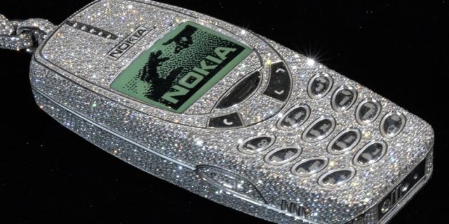 Closer Look Alex Moss NY Drake SSS4U Nokia Chain
