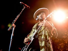 D’Angelo Cancels Headlining Roots Picnic Performance to Recover From Surgery