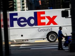 FedEx (FDX) Q4 2025 earnings