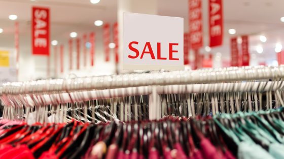 Summer-Sales-kick-off-as-retail-growth-slows.jpg Summer Sales kick off as retail growth slows