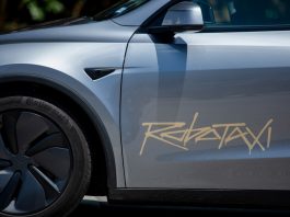 TechCrunch Mobility: The Tesla robotaxi Rorschach test and Redwood’s next big act