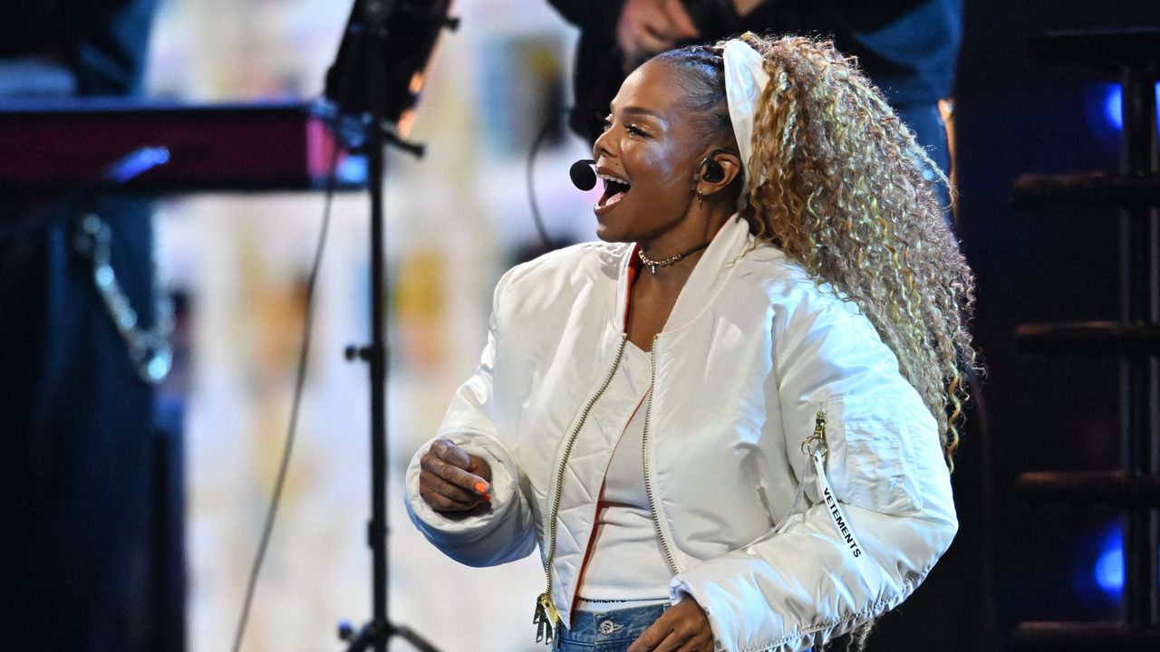 Watch-Janet-Jackson-Perform-Medley-Accept-Icon-Award-at-the.jpg Watch Janet Jackson Perform Medley, Accept Icon Award at the 2025 American Music Awards