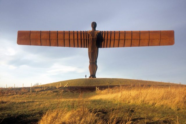 What-Is-That-Angel-Sculpture-in-28-Years-Later.jpg What Is That Angel Sculpture in '28 Years Later'?