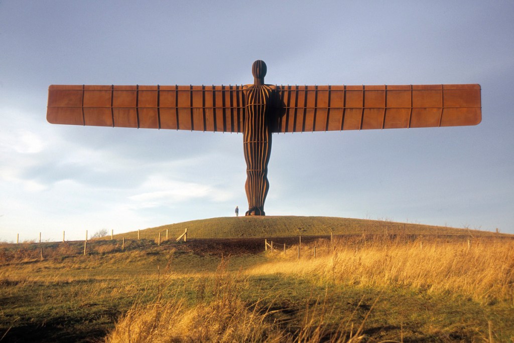What-Is-That-Angel-Sculpture-in-28-Years-Later.jpg What Is That Angel Sculpture in '28 Years Later'?