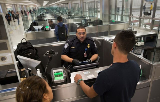 White-House-Plans-1000-Fee-to-Speed-Up-Tourist-Visas.jpg White House Plans $1,000 Fee to Speed Up Tourist Visas