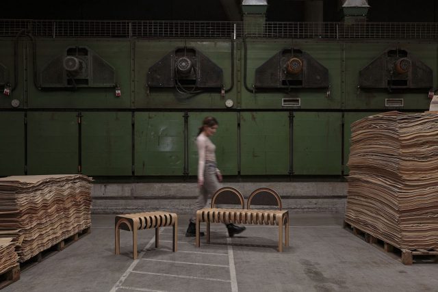 1752066362_This-Curvy-Bench-Gives-Plywood-a-Whole-New-Personality.jpg This Curvy Bench Gives Plywood a Whole New Personality