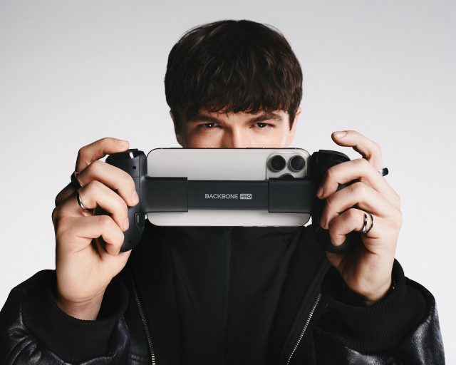 1752085022_The-Backbone-Pro-Is-the-Game-Controller-to-Rule-Them.jpg The Backbone Pro Is the Game Controller to Rule Them All