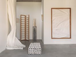 Folded Echoes Transforms Paper Folds Into Sculptural Forms