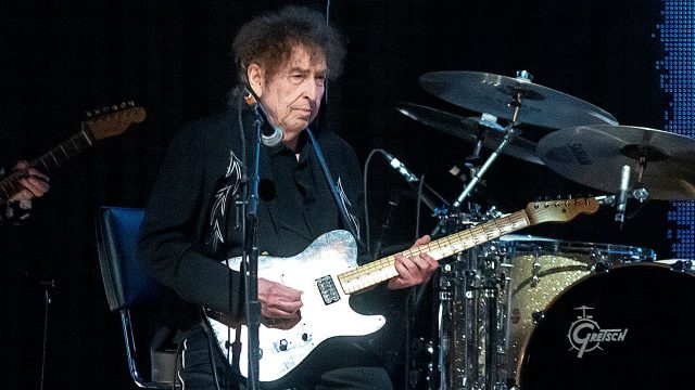 1752606004_Bob-Dylan-Announces-Art-Book-Point-Blank-Quick-Studies.jpeg Bob Dylan Announces Art Book Point Blank (Quick Studies)
