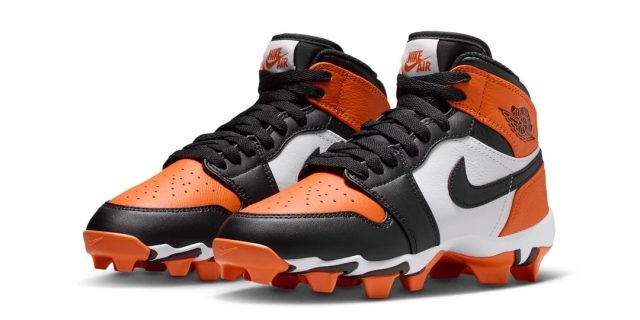 Air Jordan 1 Mid TD Cleat "Shattered Backboard"
