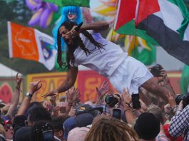 Bob Vylan’s U.S. Visas Revoked by Trump Administration After “Death to the IDF” Chant at Glastonbury