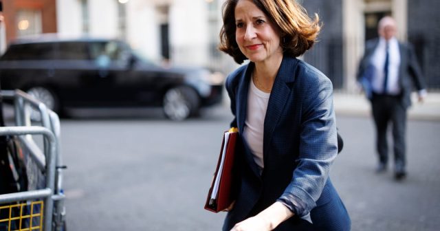 Britain-cant-defuse-its-pensions-time-bomb.jpg Britain can’t defuse its pensions time bomb