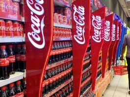Coca-Cola to roll out cane sugar soda in U.S.