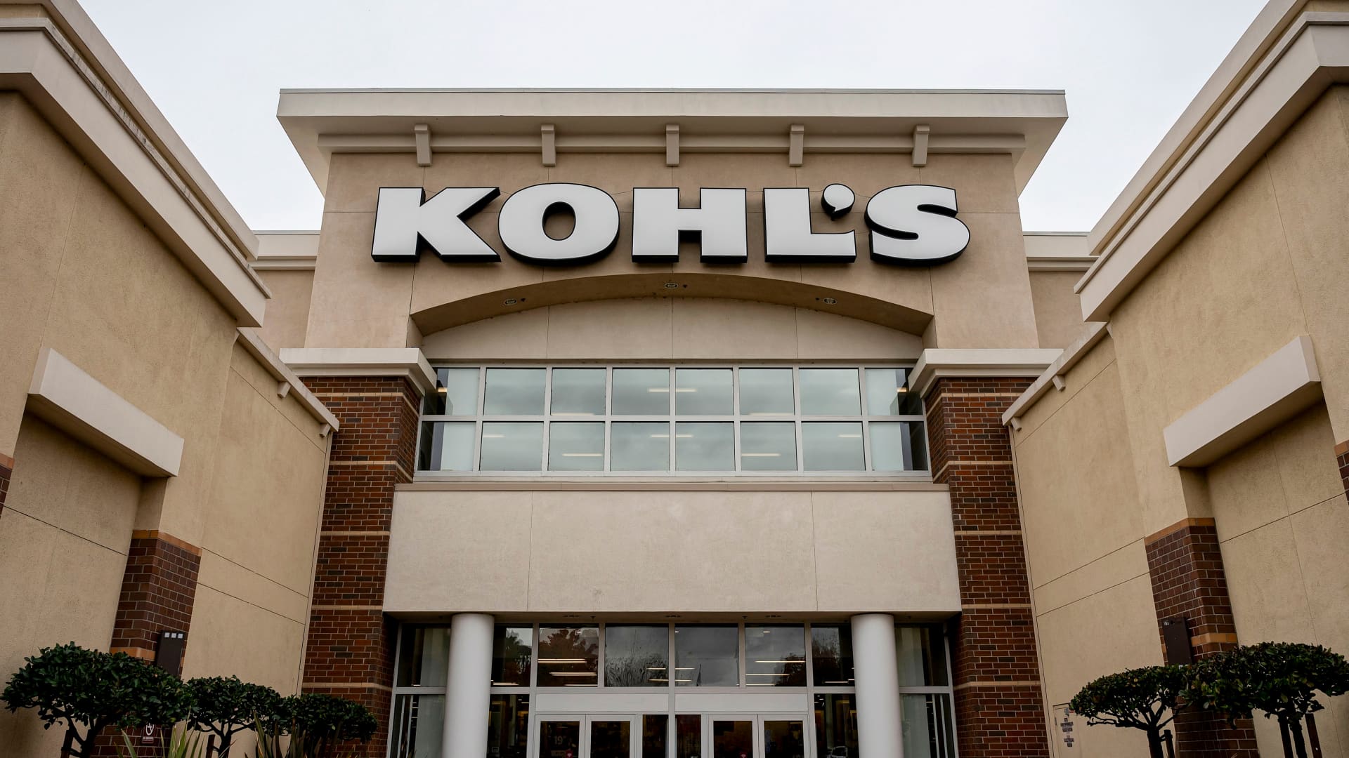 Kohls-shares-rise-amid-short-interest-Reddit-posts.jpeg Kohl's shares rise amid short interest, Reddit posts