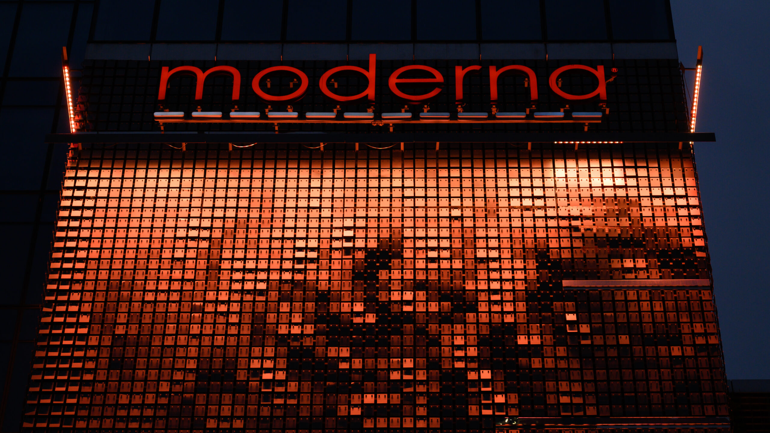 Moderna says mRNA flu vaccine sailed through trial, beating standard shot