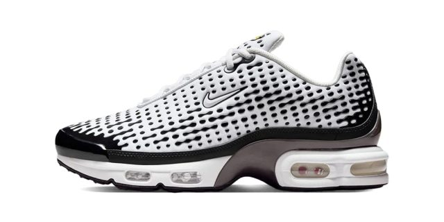 Nike-Air-Max-Plus-VII-Varsity-Maize-WhiteBlack-OrangeVolt-Release.jpg Nike Air Max Plus VII "Varsity Maize," "White/Black," "Orange/Volt" Release Info