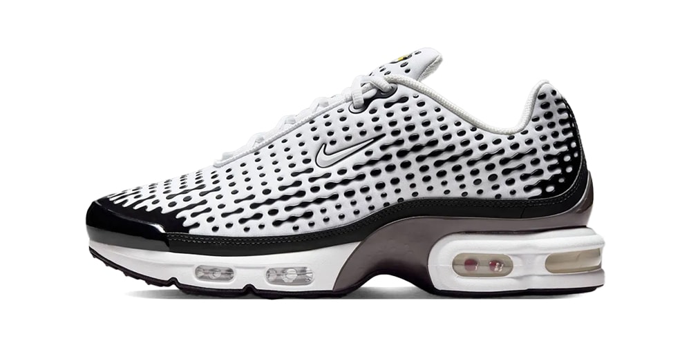 Nike-Air-Max-Plus-VII-Varsity-Maize-WhiteBlack-OrangeVolt-Release.jpg Nike Air Max Plus VII "Varsity Maize," "White/Black," "Orange/Volt" Release Info