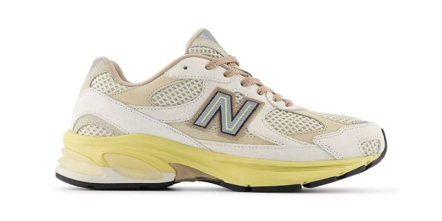 Official-Look-at-the-New-Balance-2010-Linen.jpg Official Look at the New Balance 2010 "Linen"