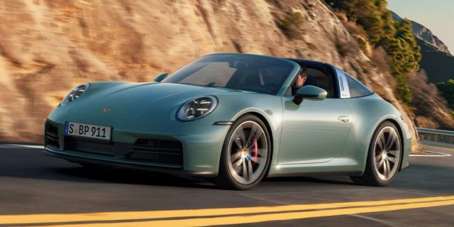 Porsche-911-Carrera-4S-Release-Info.jpg Porsche 911 Carrera 4S Release Info