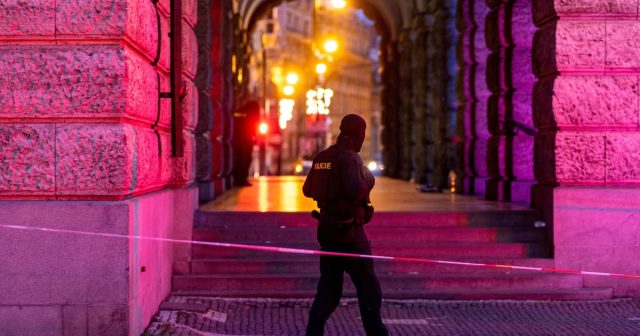 Russia-hires-migrants-to-wreak-havoc-Czech-intel-report-says.jpg Russia hires migrants to wreak havoc, Czech intel report says