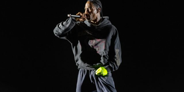 Travis-Scott-Readies-JACKBOYS-2-With-2000-EXCURSION.jpg Travis Scott Readies 'JACKBOYS 2' With "2000 EXCURSION"