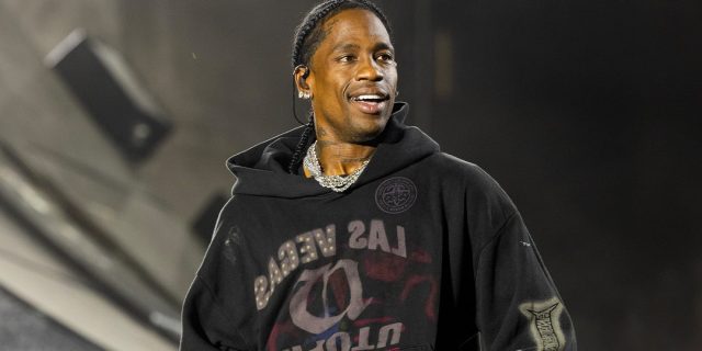 Travis-Scott-Unleashes-New-DUMBO-Music-Video.jpg Travis Scott Unleashes New "DUMBO" Music Video