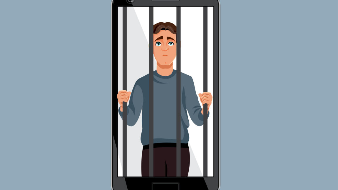 Man-finally-released-a-month-after-absurd-arrest-for-reposting.jpg Man finally released a month after absurd arrest for reposting Trump meme